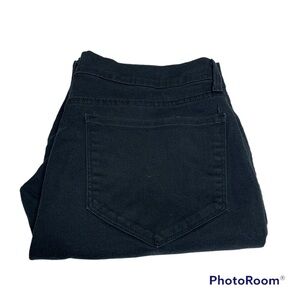 NYDJ black cropped jeans size 14 in great condition